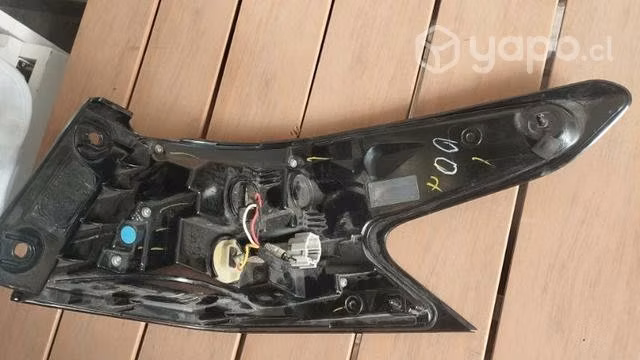 Foco izquierdo nissan versa 2020-2024 original - Imagen 4
