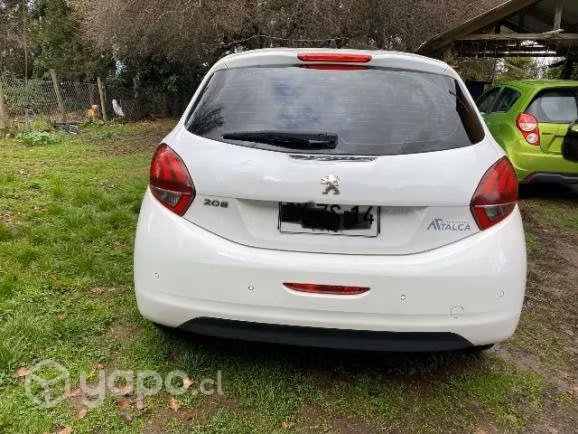 Vendo auto Peugeot 208 - Imagen 5