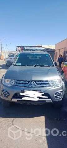 Mitsubishi Montero Sport
