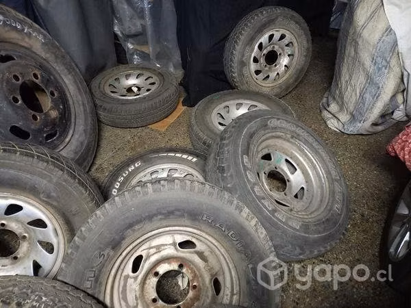 Varias llantas con neumàticos línea Jeep Suzuki - Imagen 6