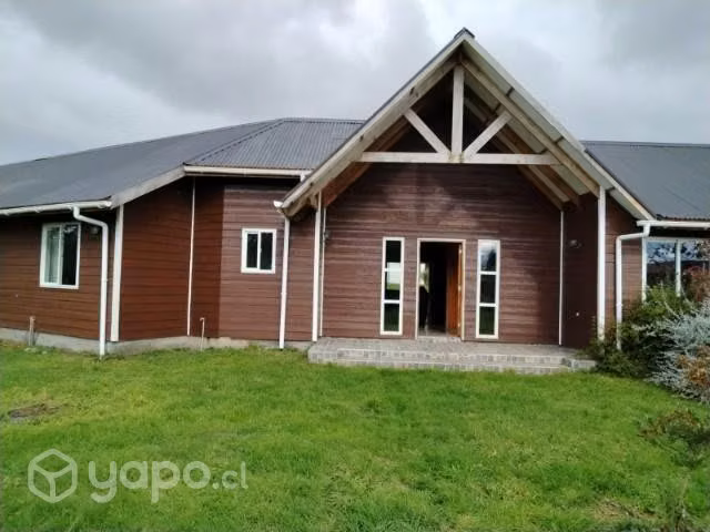 Se vende parcela con dos casas