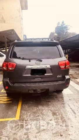 Toyota Sequoia 5.7 limited 2011 AUT 4x4