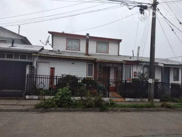 Venta de casa de segundo piso ubicada en lanco - Imagen 3