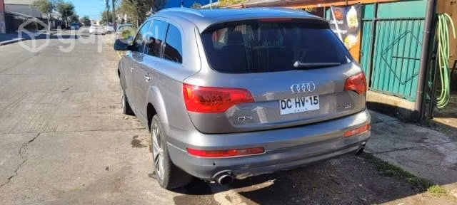Audi q7 2011