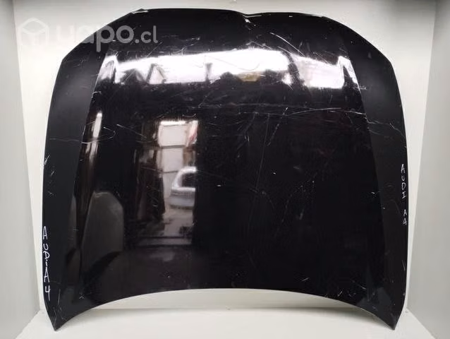 Capot AUDI A4