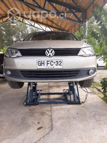 Vendo volkswagen vento 2014
