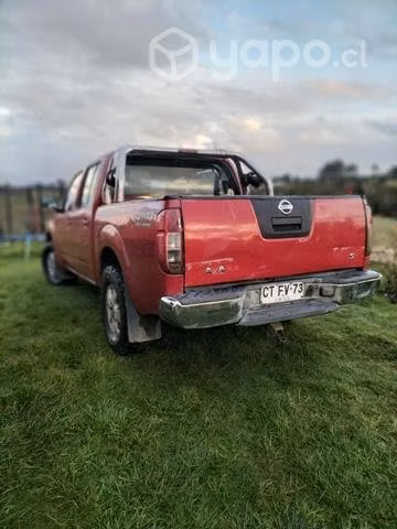 Nissan navara 2011