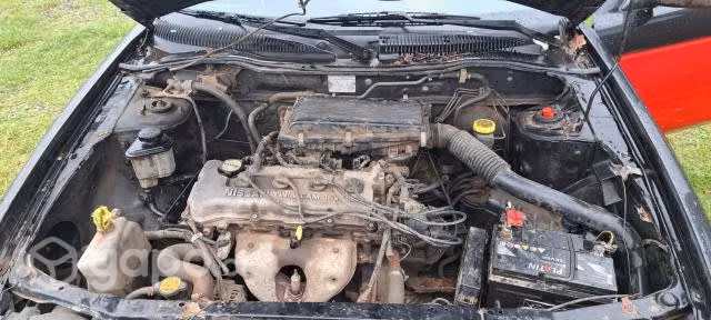 Vendo auto NISSAN V16 V16 2006