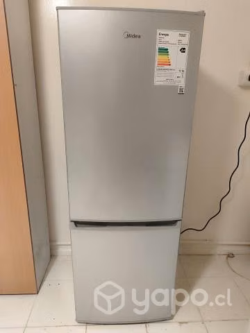 Refrigerador mediano