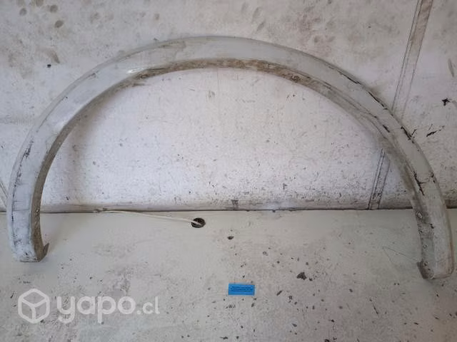Moldura Pasa Rueda Tras Der (FFL250) F150 5.0 Lar