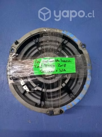 Parlantes traseros Ford F150 2018