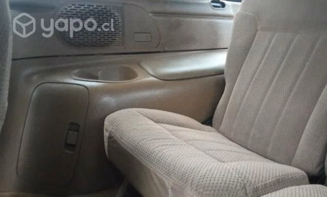 Jeep chevrolet blazer al dia partiendo ala llave