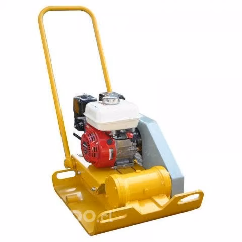Arriendo de Placa Compactadora 2000Kn Bencinera