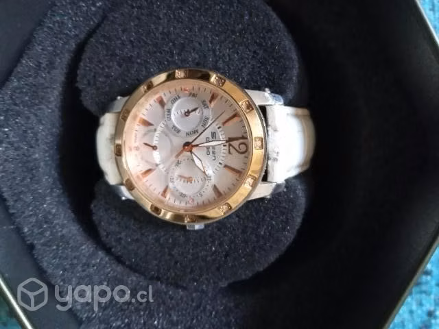 reloj marca CASIO