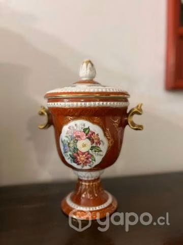 Jarrón porcelana china pintado a mano, con tapa