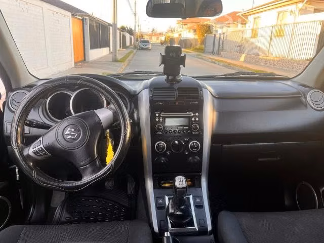 Suzuki grand nomade 2016