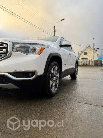 Vendo GMC Acadia SLT 2018
