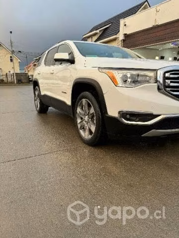 Vendo GMC Acadia SLT 2018