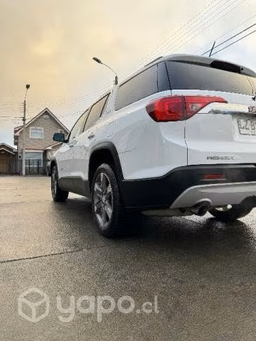 Vendo GMC Acadia SLT 2018