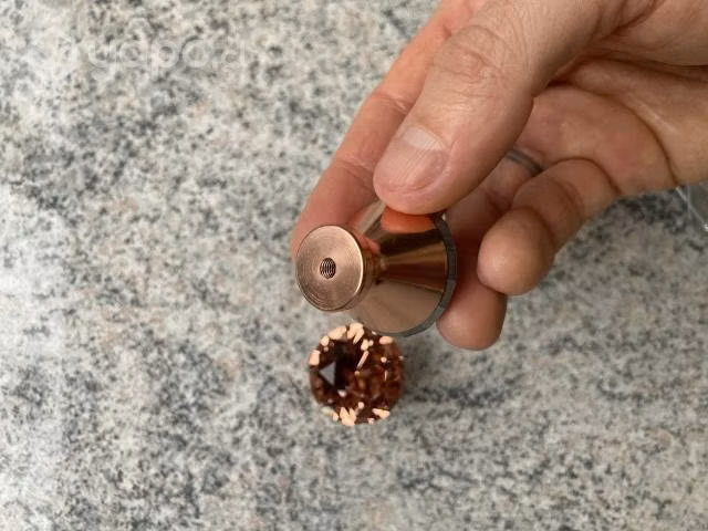 2 Tiradores de cristal
