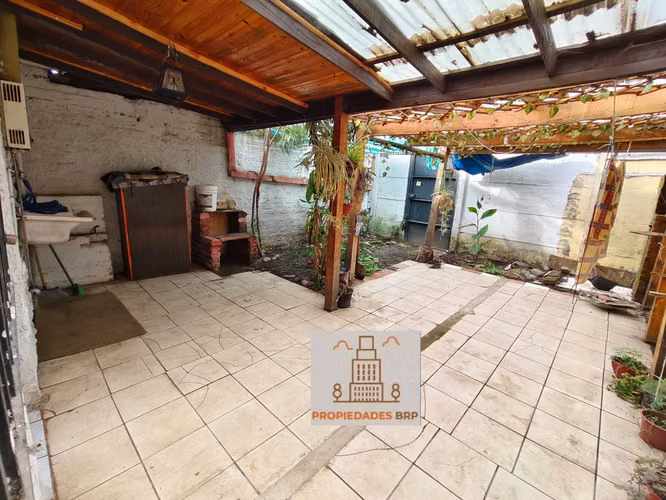 Se vende amplia casa 4 dorm sta fe curico