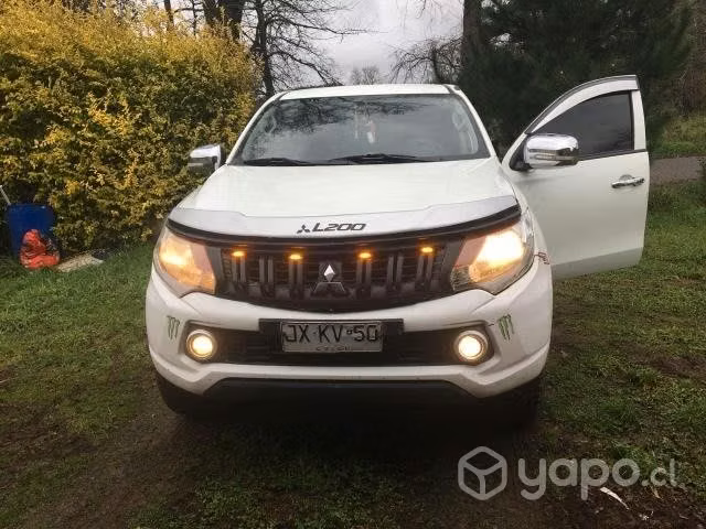 Mitsubishi l200 - Imagen 7