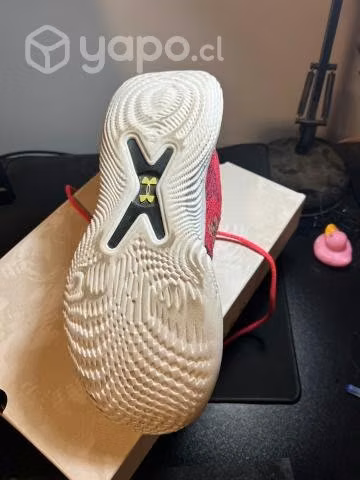 Curry 10 Talla 10.5 us (28.5cm)