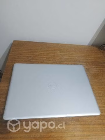 Notebook Laptop Dell Inspiron con disco SSD