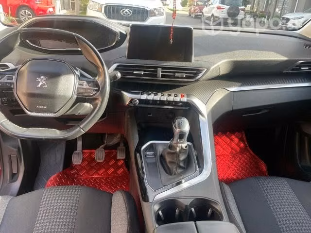 Peugeot 3008 año 2018