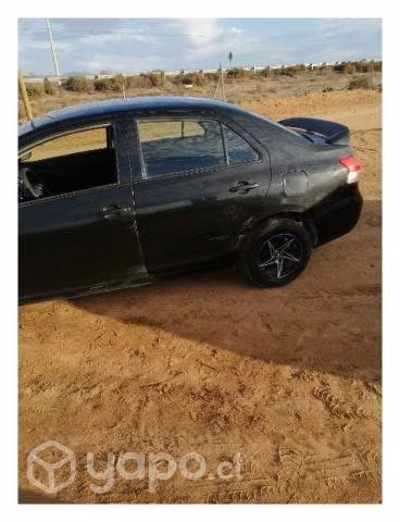Se vende toyota yaris 2013 - Imagen 5