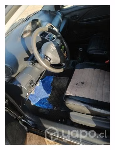 Se vende toyota yaris 2013 - Imagen 6