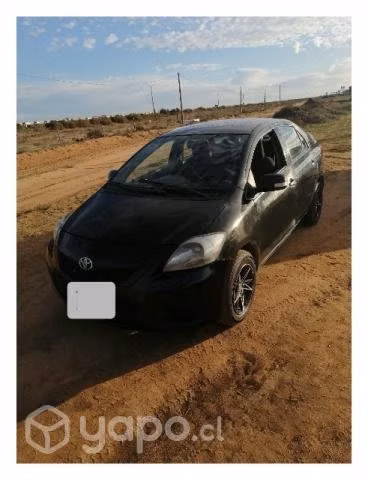 Se vende toyota yaris 2013 - Imagen 7