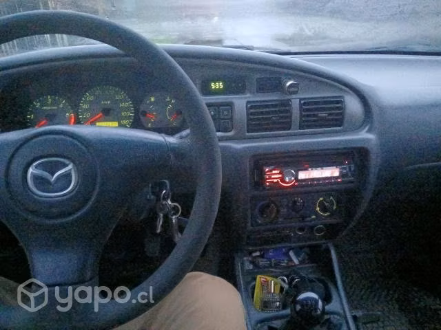 Vendo camioneta Mazda B2900