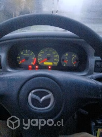 Vendo camioneta Mazda B2900