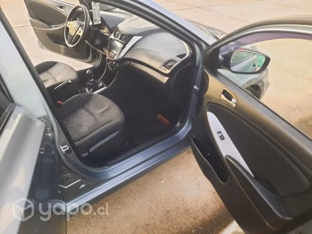 Se Vende Hyundai Accento Año 2018 - Imagen 10