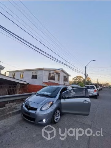 Vendo Toyota yaris 2009