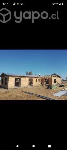 Venta de media hectárea con casa en construcción