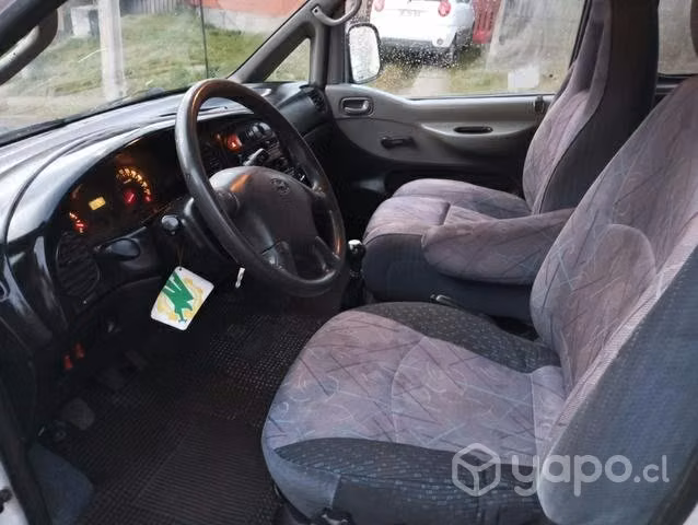 Hyundai H-100