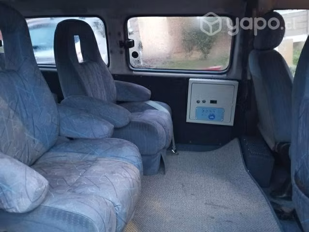 Hyundai H-100
