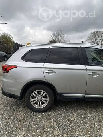 Mitsubishi Outlander 2019 4x2 - Imagen 4