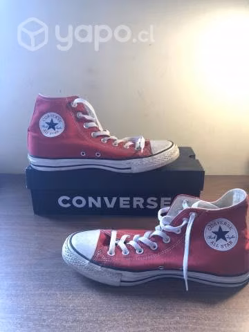 Converse rojas caña alta 42,5 muy poco uso - Imagen 2
