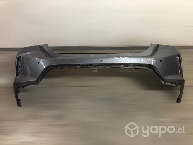 Parachoque trasero chevrolet onix 2020-2023