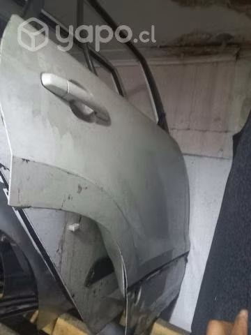 Puerta trasera derecha suzuki gran nomade 2015