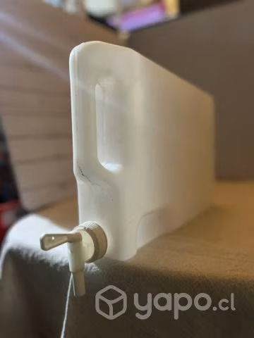 Contenedor Bidón con dispensador. Llave - 5 lts