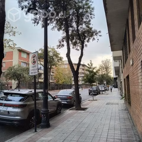Barrio Universitario, Amplio, Conectividad