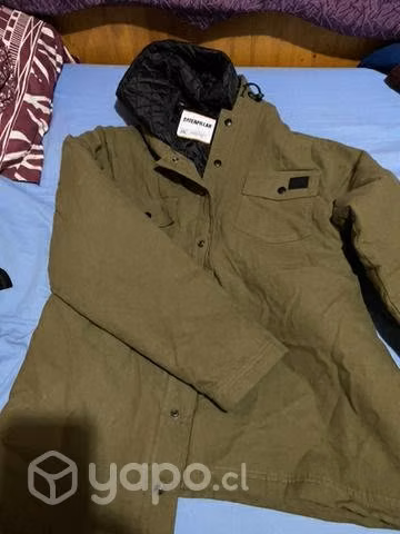 Lote de ropa y accesorios