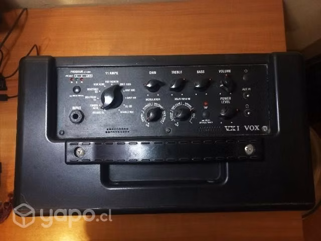 Guitarra Washburn + Ampli VOX + accesorios