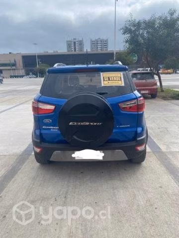 Vendo Ford Ecosport titanium