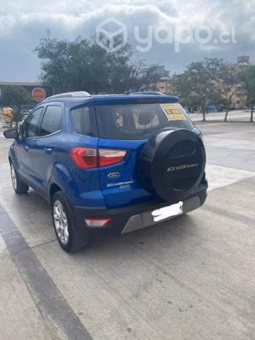 Vendo Ford Ecosport titanium