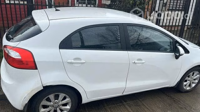 Kia rio 5 año 2014 caja sexta - Imagen 2